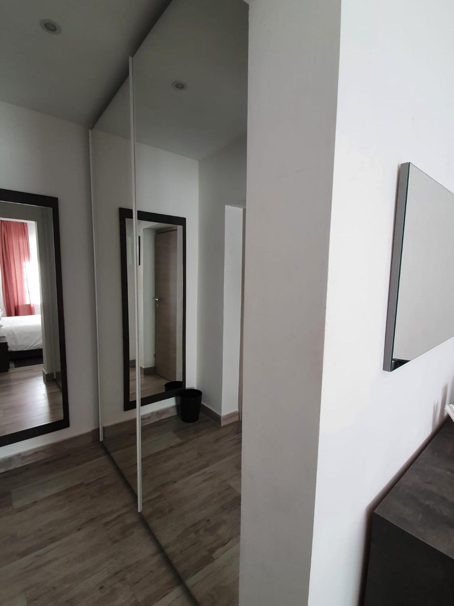 Отель Bergamo - La Casa Di Gianna Нембро Экстерьер фото