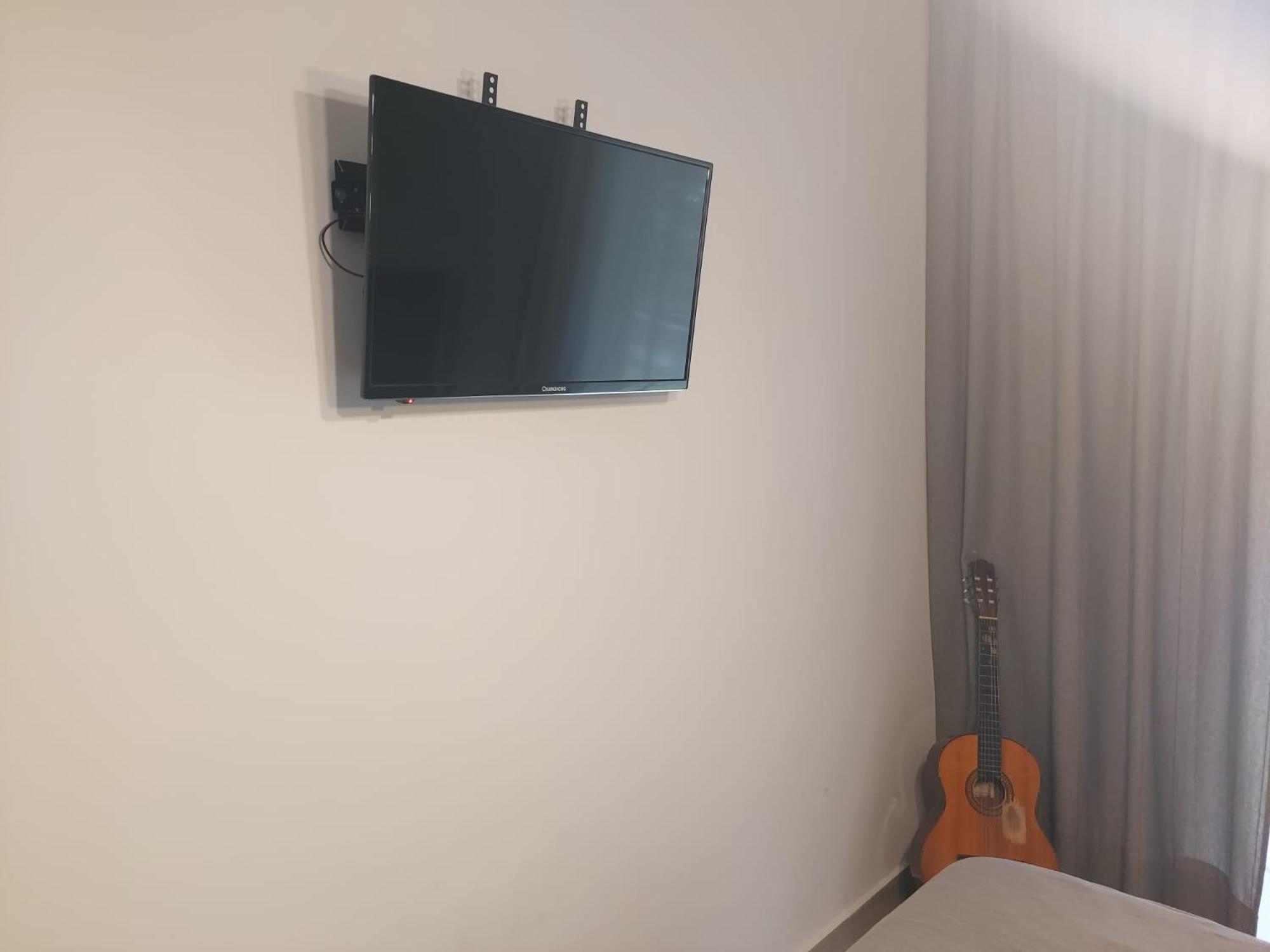 Отель Bergamo - La Casa Di Gianna Нембро Экстерьер фото